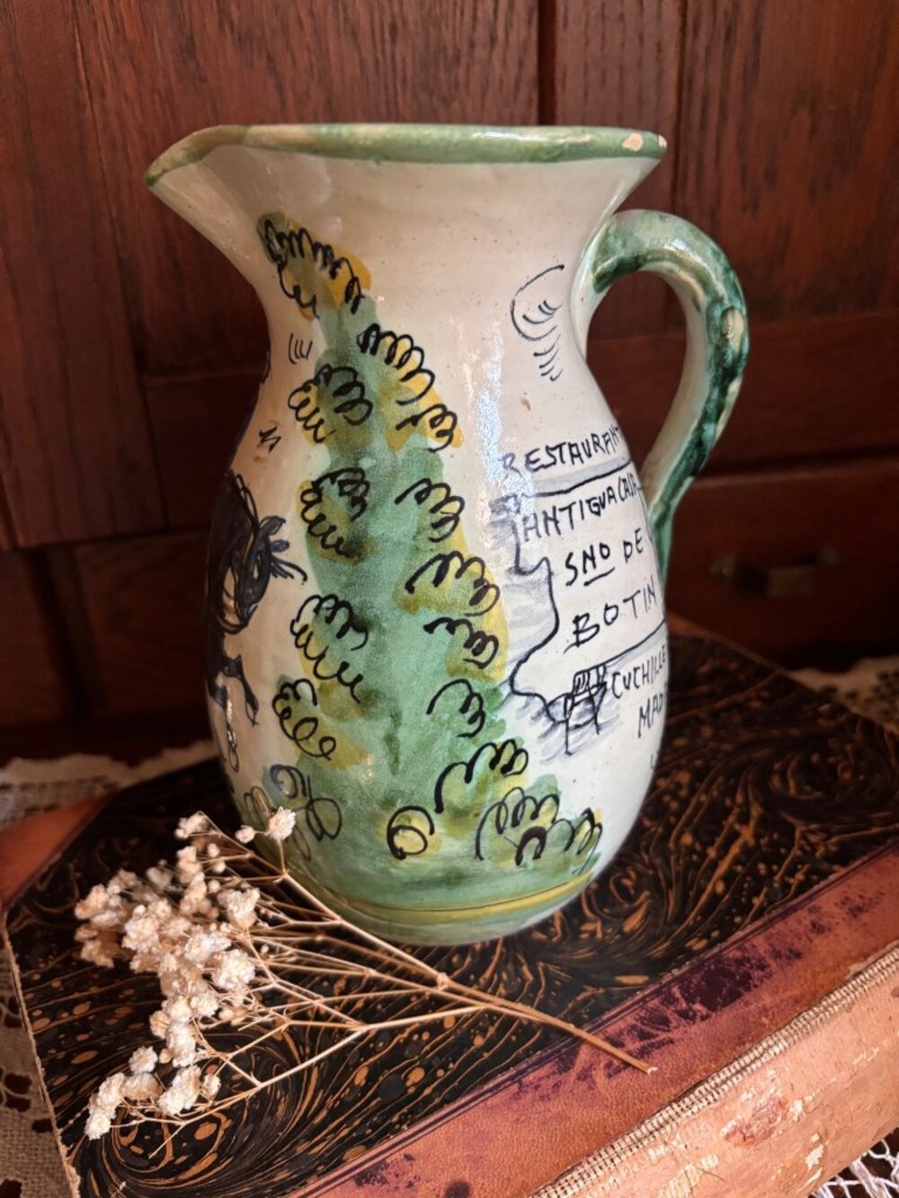 Hand-Painted Spanish Restaurante Botin Madrid Pitcher Santa Fe Puente Signed Dec - Picture 3 of 12